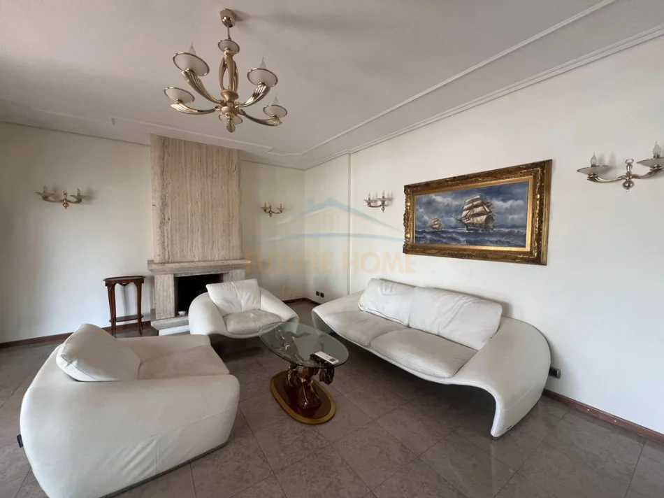Qera,Apartament 3+1+2,Rruga e Elbasanit