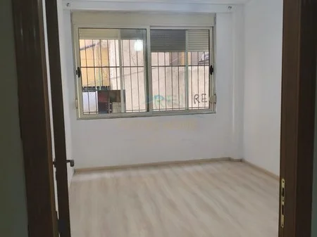 Tirane, shitet apartament 2+1 Kati 1, 75 m² 115.000 € 