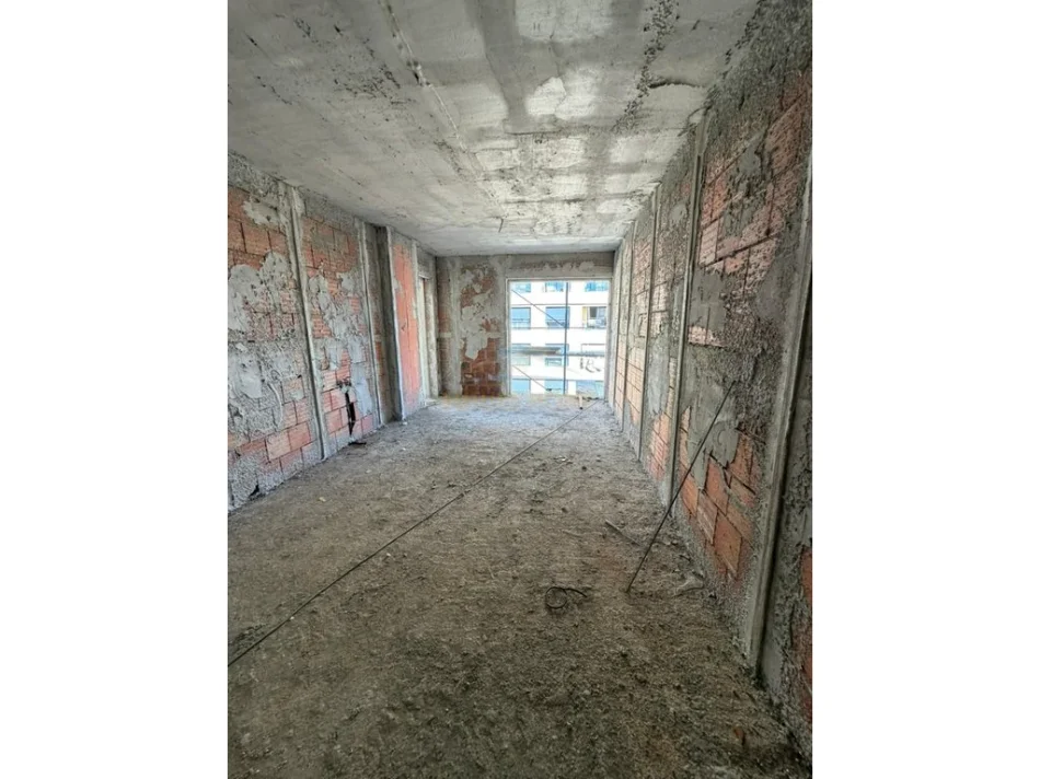 shitet apartament 1+1+Ballkon Kati 7, 73 m² 136.512 € (FUSHA E AVIACIONIT)