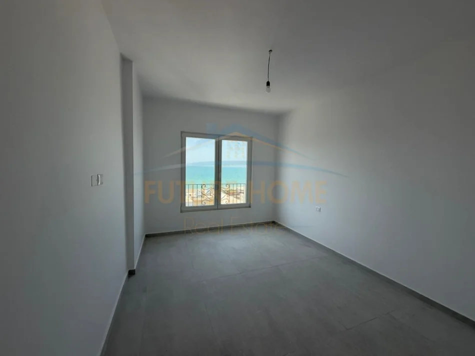 Durres, shitet apartament 2+1+Ballkon Kati 8, 110 m² 320.000 € 