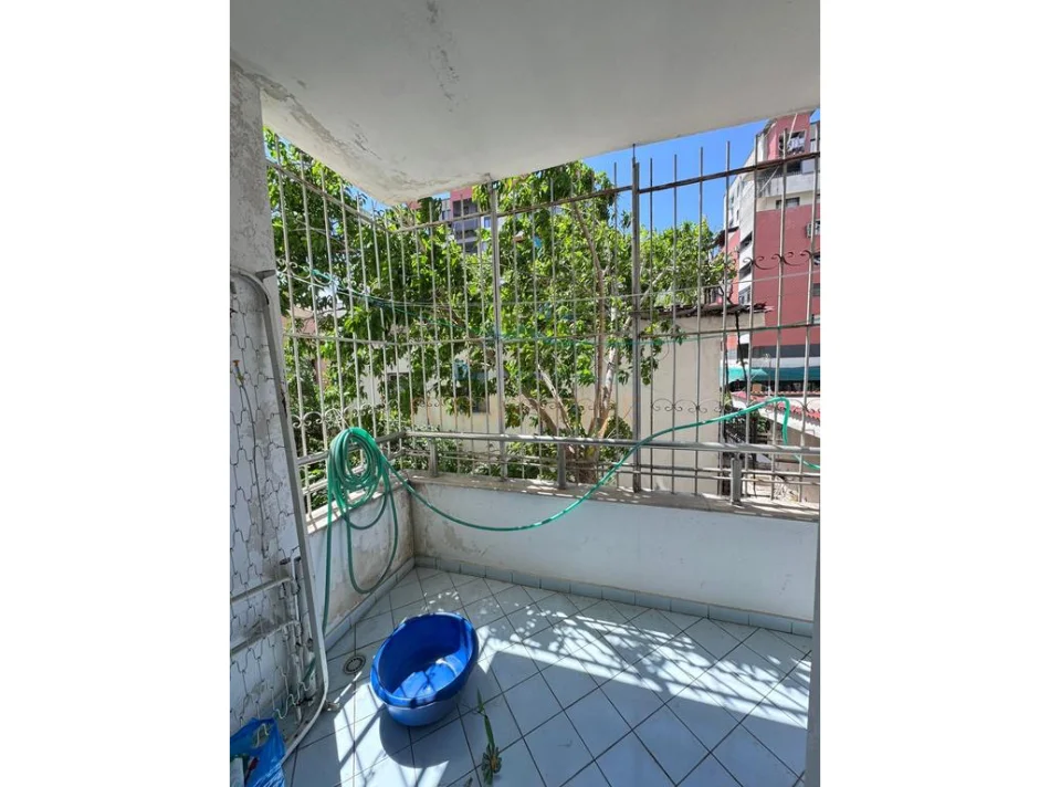 Tirane, shitet apartament 2+1+Ballkon Kati 1, 93 m² 145.000 € (2 Palmat, Unaza e Re)