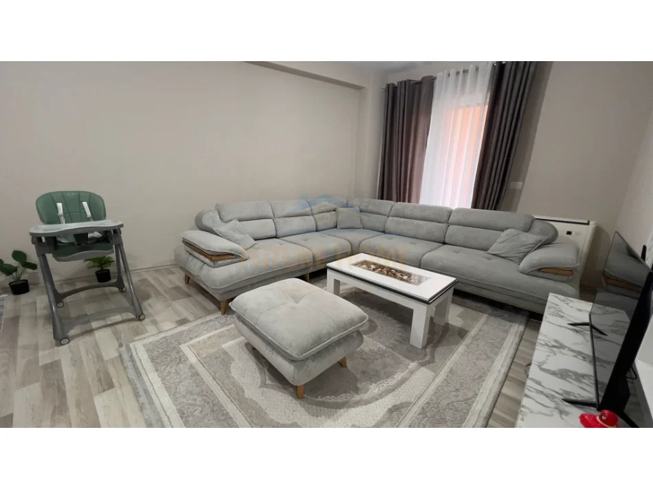 Tirane, shitet 2+1 Kati 3, 106 m² 150.000 € (Kompleksi Jolla, Unaza e Re)