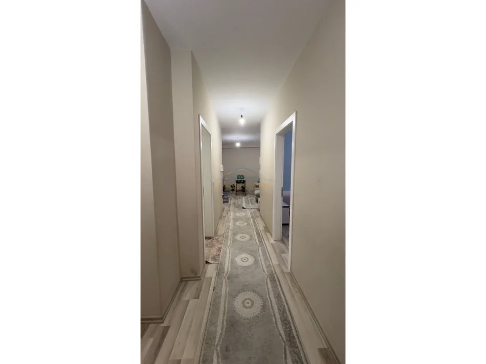 Tirane, shitet 2+1 Kati 3, 106 m² 150.000 € (Kompleksi Jolla, Unaza e Re)