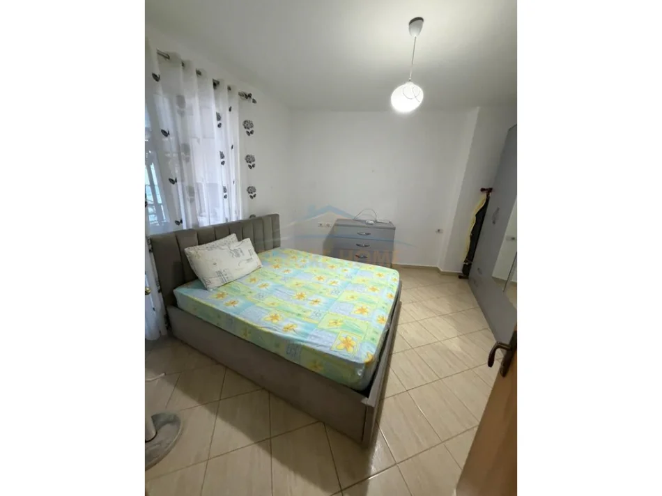 Tirane, jepet me qera apartament 2+1 Kati 8, 500 € 