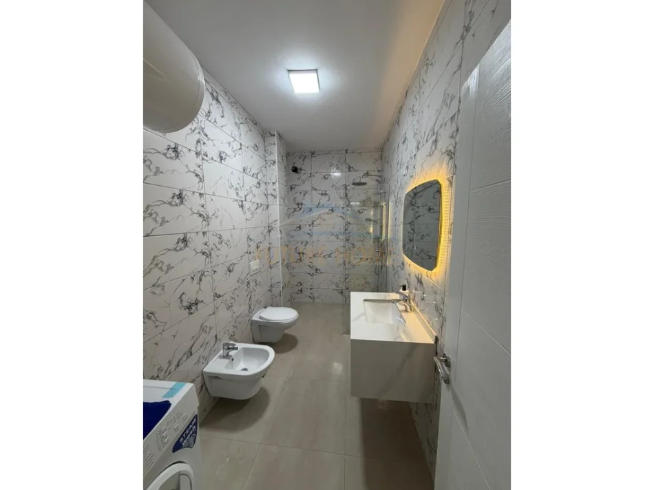 Durres, shitet apartament 1+1 Kati 5, 56 m² 95.000 € (MALI I ROBIT ,DURRES)