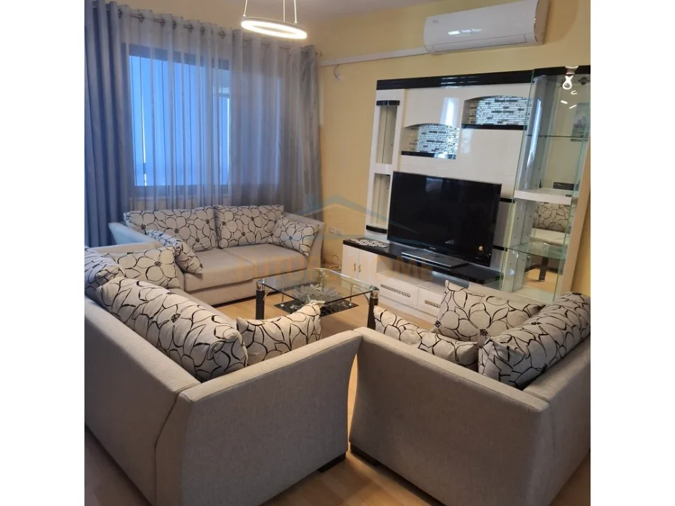 Tirane, shitet apartament 2+1+Aneks+Ballkon Kati 7, 105 m² 165.000 € (Yzberisht)
