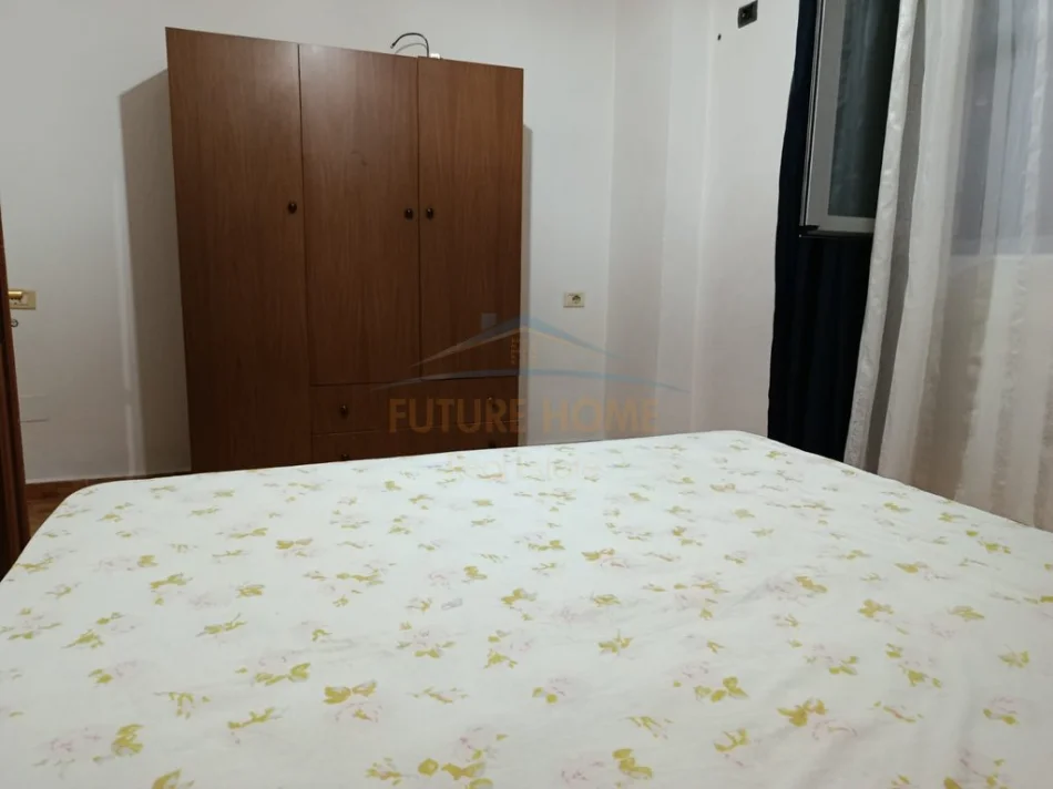 Tirane, jepet me qera apartament 1+1 Kati 1, 45 m² 270 € (Kodra e Priftit)