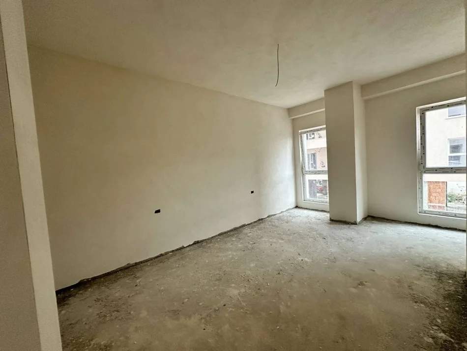 Tirane, shitet apartament 1+1 Kati 1, 70 m² 118932€ (RRUGA DRITAN HOXHA)