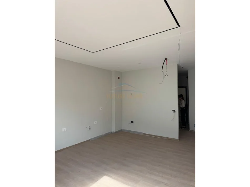Tirane, shitet apartament 1+1 Kati 6, 74 m² 144.000 € (5 MAJ)