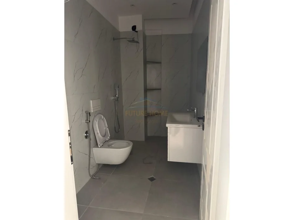 Tirane, shitet apartament 1+1+Aneks+Ballkon Kati 6, 74 m² 1.440.000 € (5 maji)