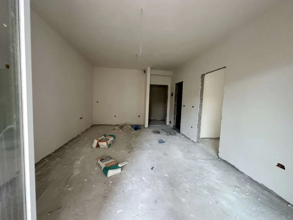 Tirane, shitet apartament 1+1 Kati 1, 70 m² 118932€ (RRUGA DRITAN HOXHA)