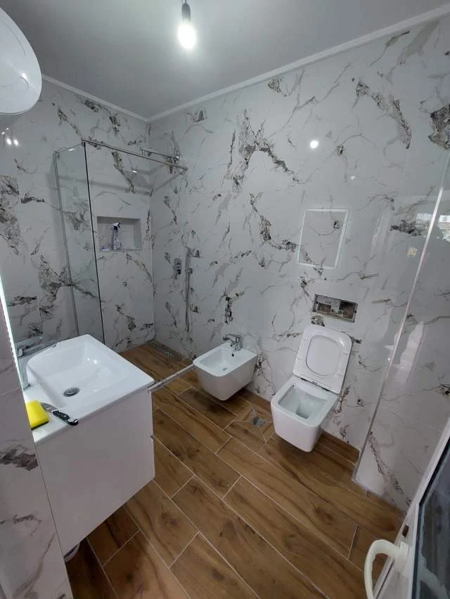 Tirane, shitet apartament 2+1+BLK Kati 6, 85 m² 125.000 Euro (fusha e Aviacionit)