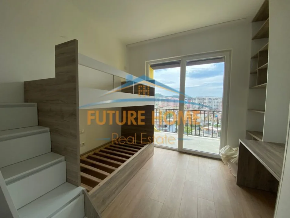 Tirane, jepet me qera apartament 2+1 Kati 4, 106 m² 800 € (Grand Gallery)