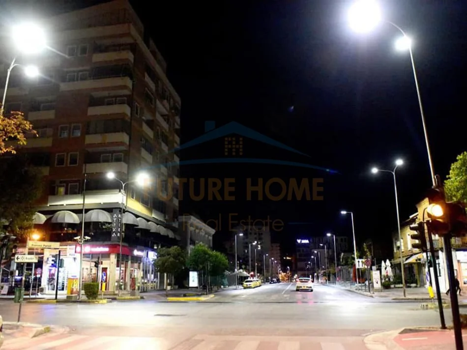 Tirane, shitet apartament 2+1 Kati 0, 115 m² 330.000 € (vasil shanto)