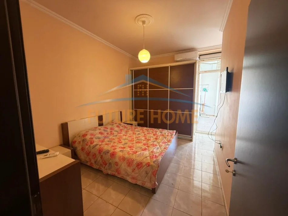 Tirane, shitet apartament 2+1+Ballkon Kati 5, 84 m² 220.000 € 