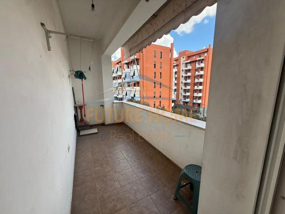 Tirane, shitet apartament 2+1+Ballkon Kati 5, 84 m² 220.000 € 