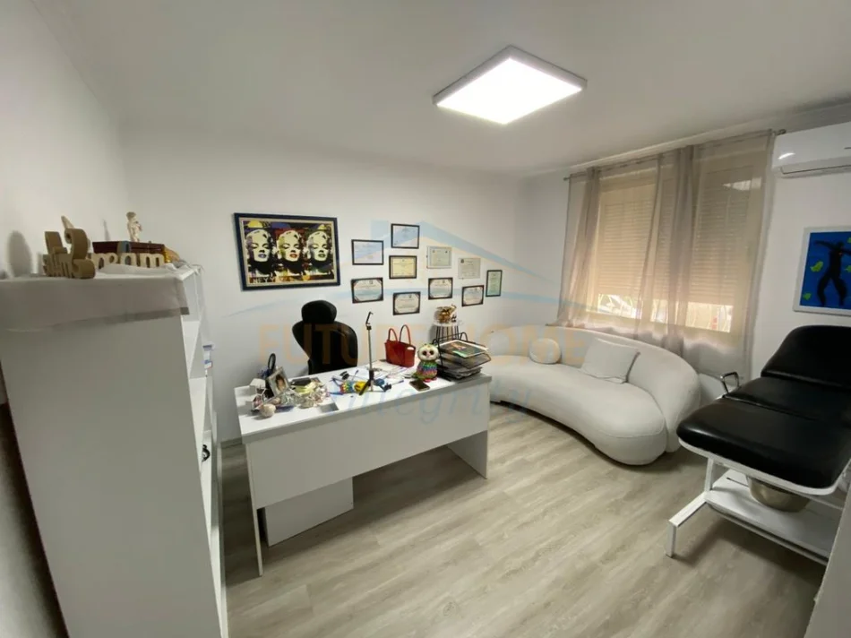 Tirane, jepet me qera ambjent biznesi Kati 0, 63 m² 700 € (Myslym Shyri)