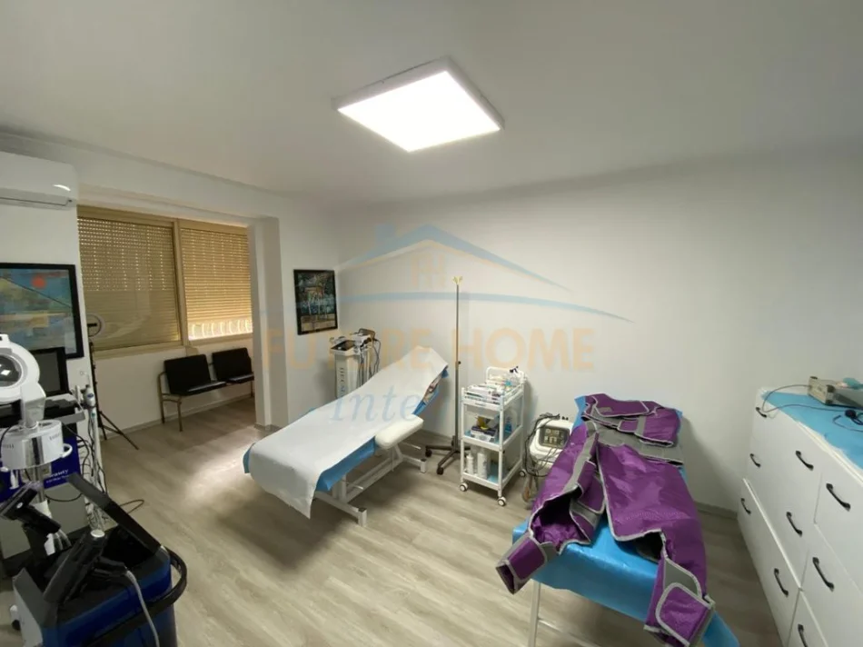 Tirane, jepet me qera ambjent biznesi Kati 0, 63 m² 700 € (Myslym Shyri)