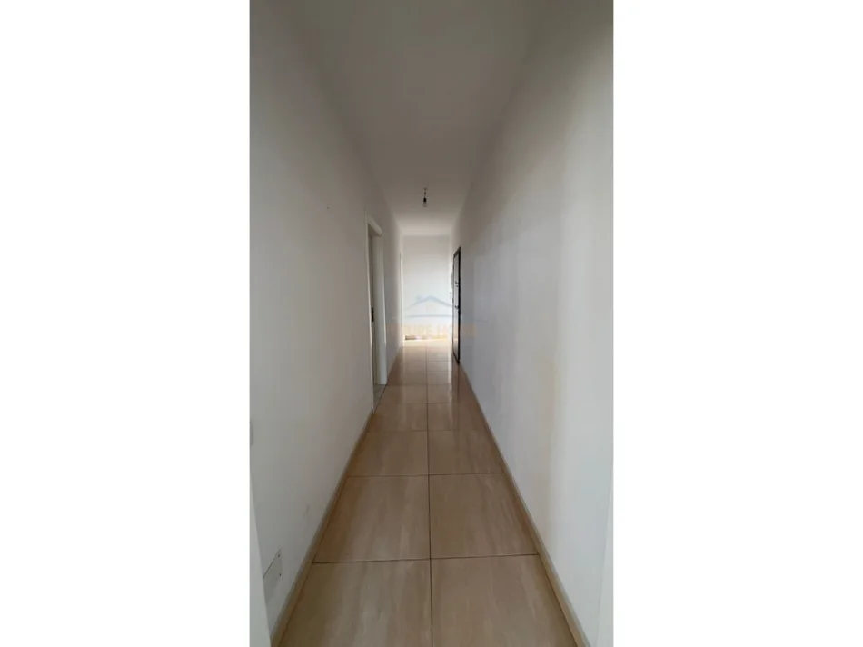 Tirane, jepet me qera apartament 2+1 Kati 8, 89 m² 350 € (Kamez)