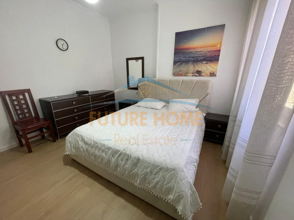 Tirane, shitet apartament 2+1+Ballkon Kati 1, 122 m² 210.000 € 