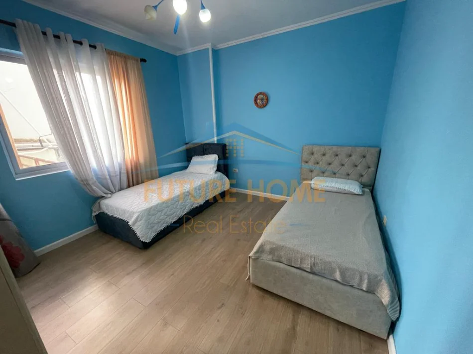 Tirane, shitet apartament 2+1+Ballkon Kati 1, 122 m² 210.000 € 