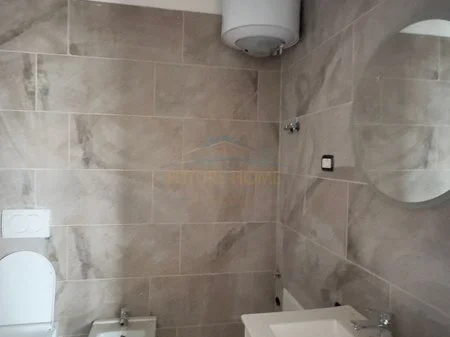 Tirane, shitet apartament 2+1 Kati 1, 79 m² 141.714 € 