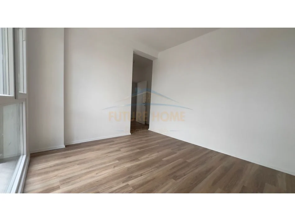 Tirane, shitet apartament 2+1 Kati 1, 78 m² 141.714 € (Sauk)