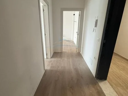 Tirane, shitet apartament 2+1 Kati 3, 88 m² 145.000 € (PASKUQAN,ALBULENA)