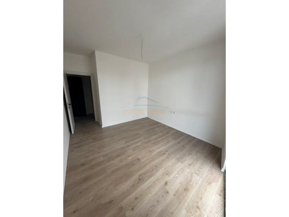 Tirane, shitet apartament 1+1 , 87 m² 145.000 € (Paskuqn)