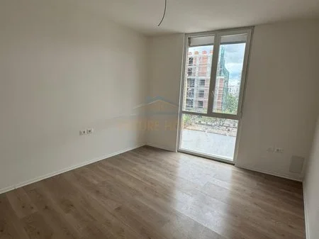 Tirane, shitet apartament 2+1 Kati 3, 88 m² 145.000 € (PASKUQAN,ALBULENA)