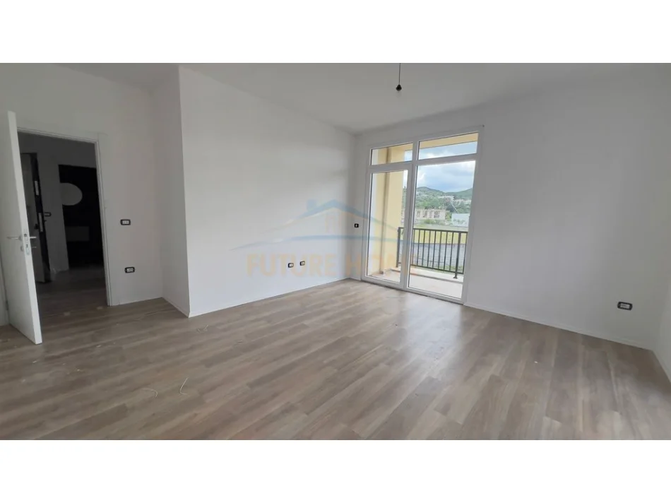 Tirane, shitet apartament 2+1 Kati 1, 80 m² 148.074 € 