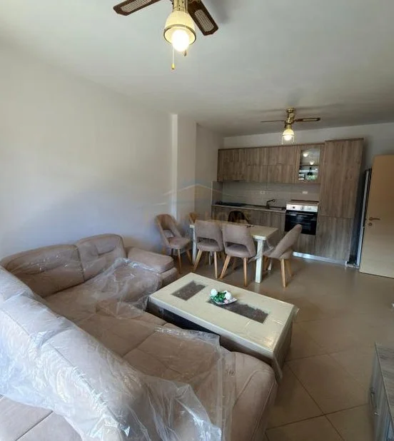Tirane, shitet apartament 2+1 Kati 3, 87 m² 132.000 € (lugano 2 , rruga e dajtit)