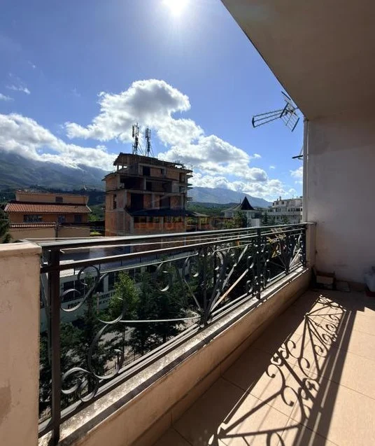 Tirane, shitet apartament 2+1 Kati 3, 87 m² 132.000 € (lugano 2 , rruga e dajtit)
