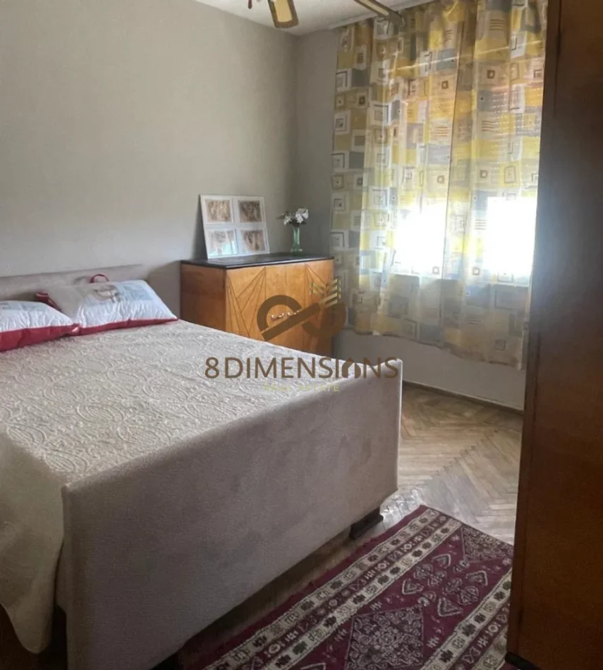 Tirane, jepet me qera apartament 1+1 Kati 4, 80 m² 450 € (ish restorant durresi)