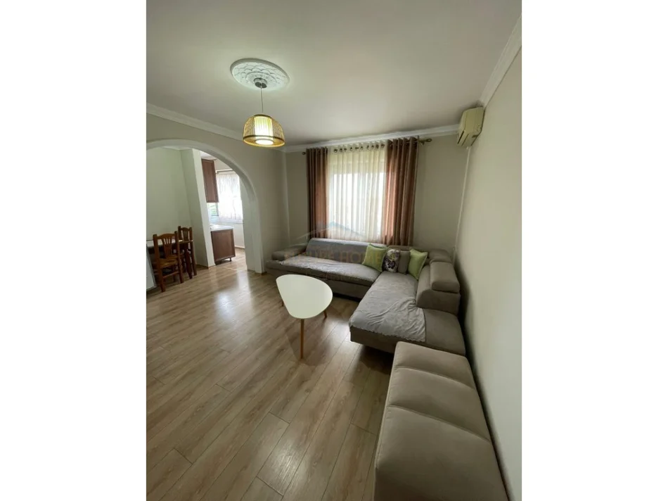 jepet me qera apartament 1+1 Kati 6, 54 m² 400 € (laprake)