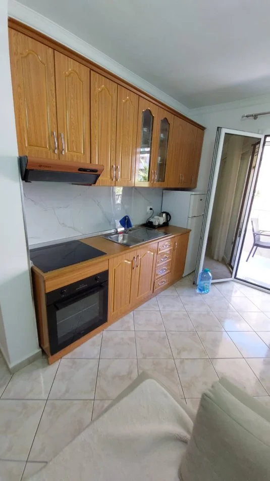 Durres, jepet me qera apartament 1+1+Ballkon Kati 1, 60 m² 400 € 