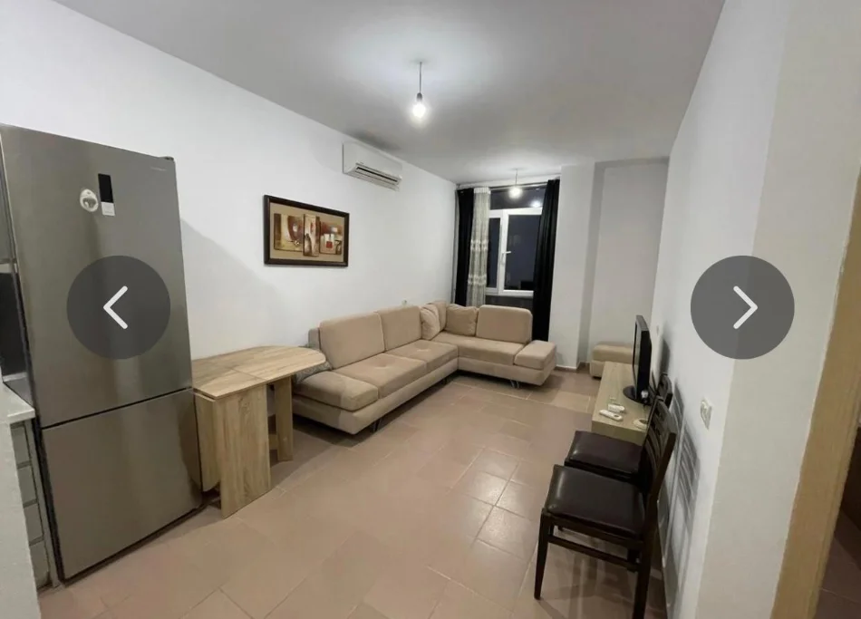 Tirane, jepet me qera apartament 1+1+Ballkon Kati 7, 60 m² 420 € (Kompleksi Fratari)
