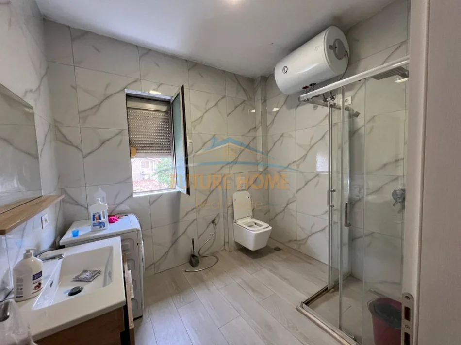 Tirane, shitet apartament 2+1 Kati 3, 109 m² 210.000 € (Rruga e Durresit)