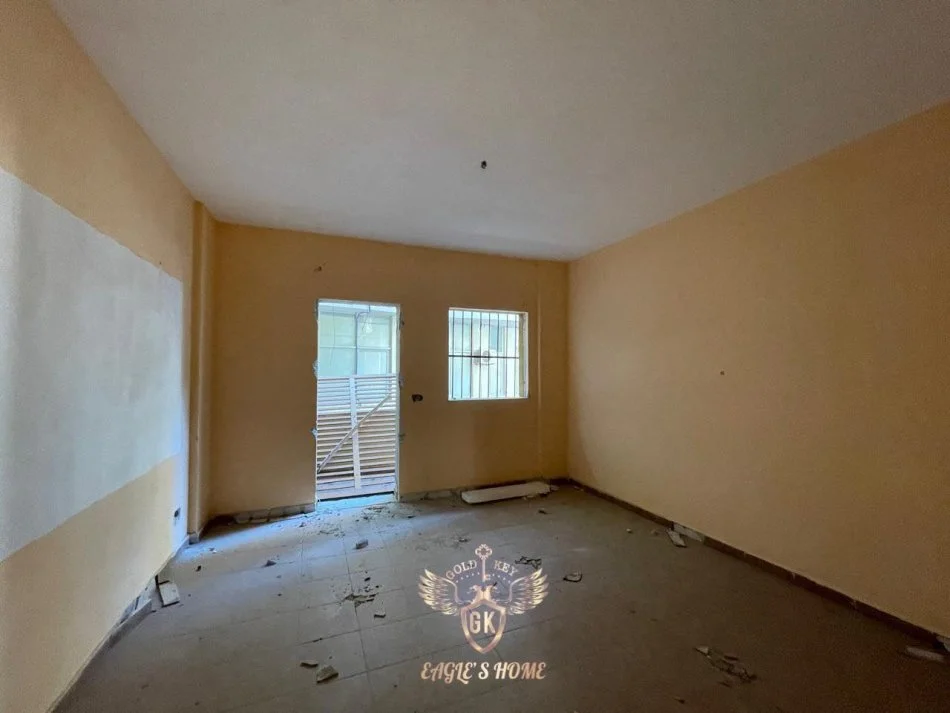 Durres, shitet apartament 2+1+Aneks+Ballkon Kati 1, 84 m² 109.000 € (vollga)