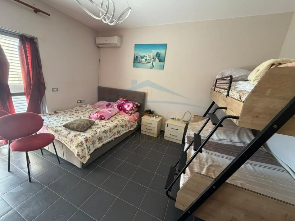 Durres, shitet apartament 1+1+Ballkon Kati 3, 60 m² 60.000 € 