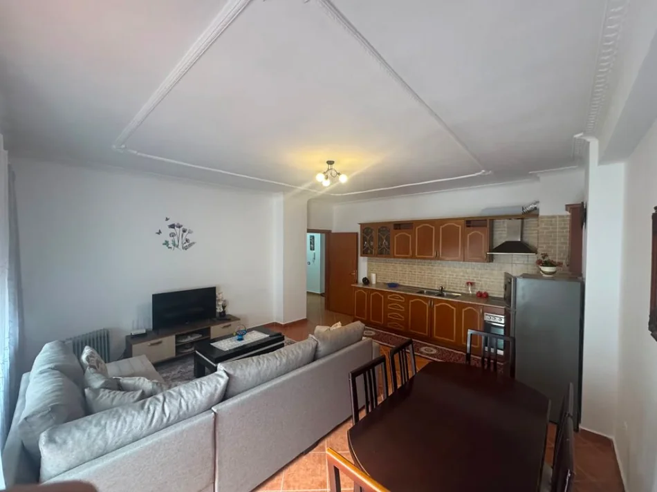 Tirane, shitet apartament 2+1+Ballkon Kati 6, 103 m² 155.000 € (Yzberish, Tirane)