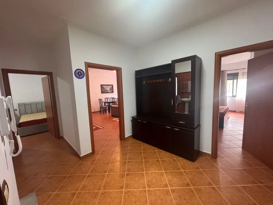 Tirane, shitet apartament 2+1+Ballkon Kati 6, 103 m² 155.000 € (Yzberish, Tirane)