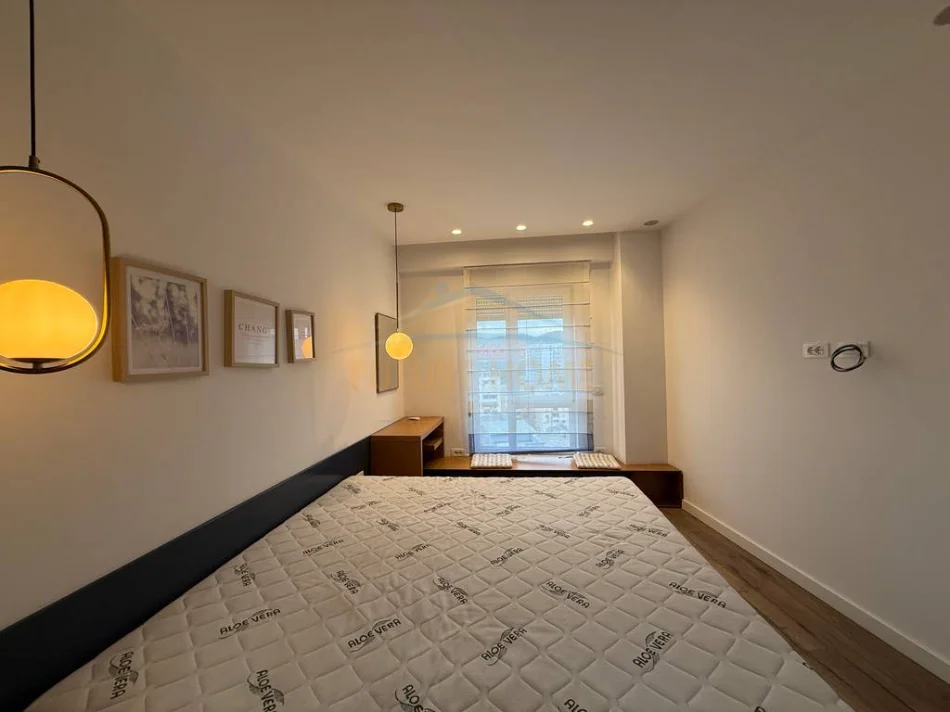 Tirane, jepet me qera apartament 2+1 Kati 11, 81 m² 880 € (Kompleksi Magnet, Rruga e Kavajës)