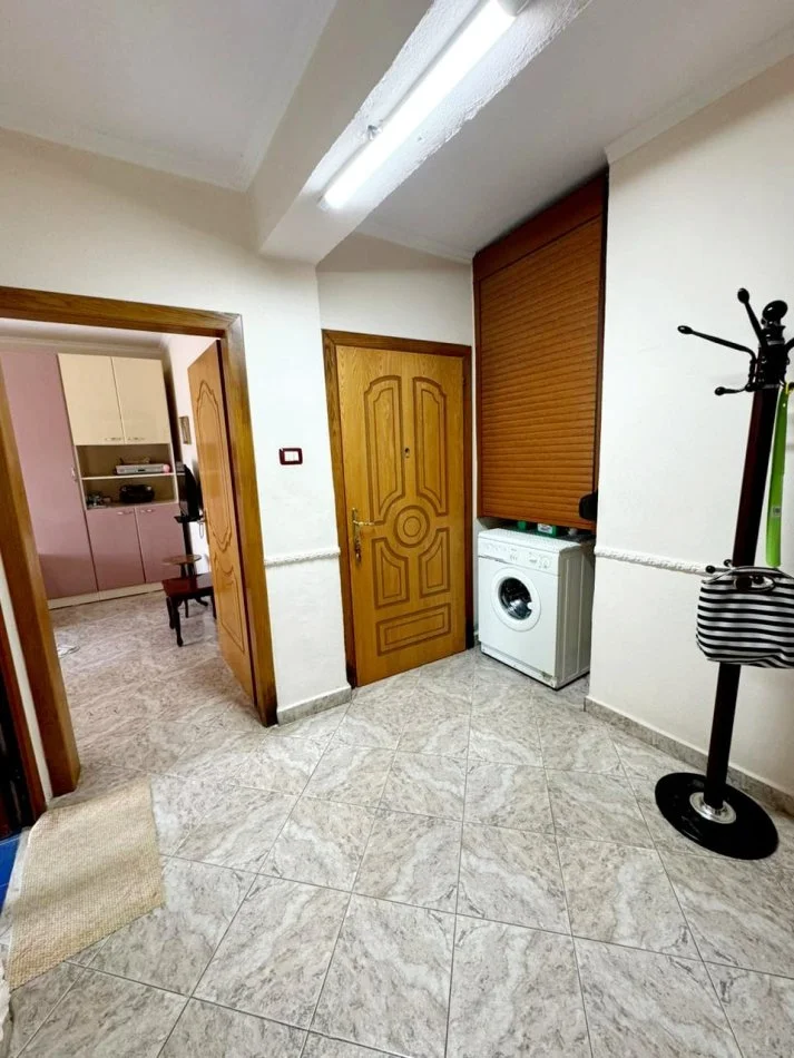 Kavaje, shitet apartament 2+1+Ballkon Kati 5, 76 m²  (Kavaje)