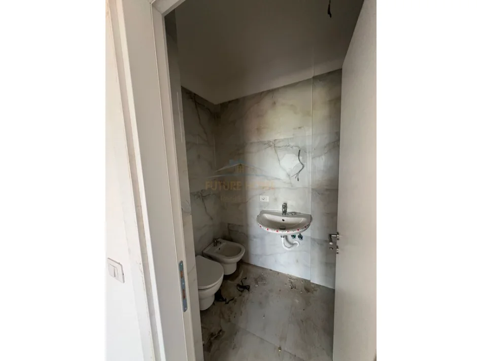 Tirane, shitet apartament 2+1+Ballkon Kati 3, 99 m² 185.000 € (Parallel Living, Don Bosko)
