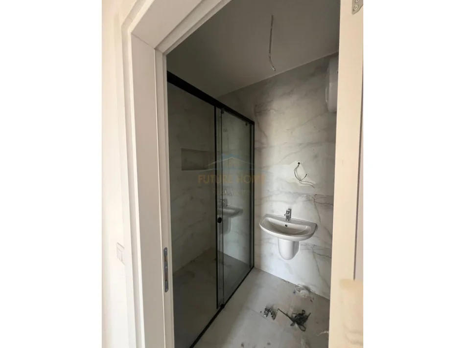 Tirane, shitet apartament 2+1+Ballkon Kati 3, 99 m² 190.000 € (Parallel Living, Don Bosko)