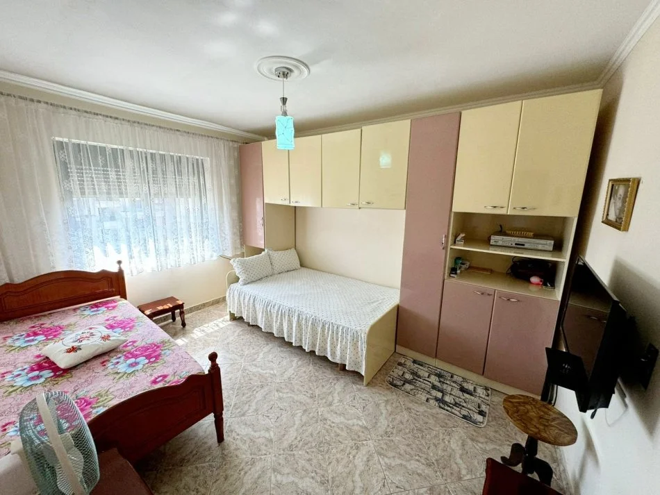 Kavaje, shitet apartament 2+1+Ballkon Kati 5, 76 m²  (Kavaje)