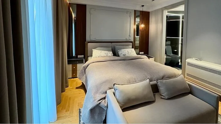 Tirane, jepet me qera apartament 2+1+Ballkon Kati 5, 180 m² 1.700 € (KOPESHTI ZOLOGJIK)