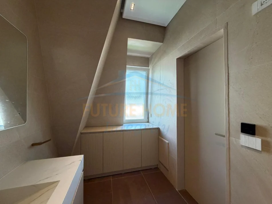 Tirane, jepet me qera apartament 2+1 Kati 3, 105 m² 2.000 € (JOY RESIDENCE)
