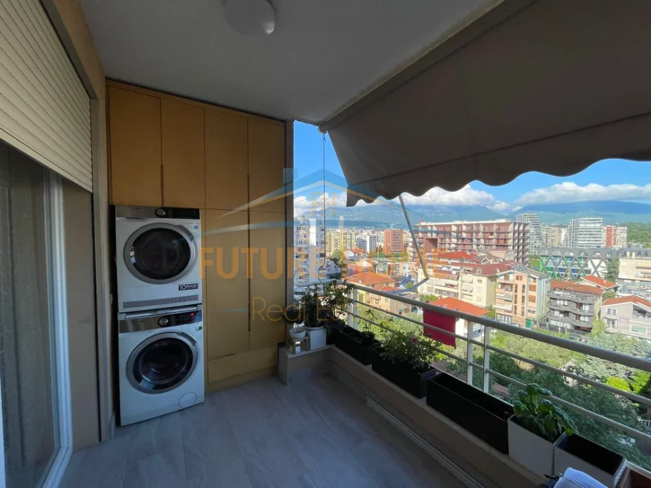 Tirane, shitet apartament 3+1+Ballkon Kati 7, 131 m² 366.800 € (KOMUNA E PARISIT)